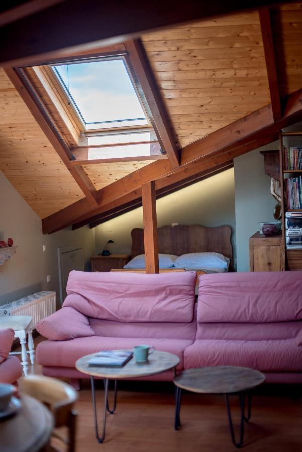 Country Style Attic In The Heart Of Preveza Exterior foto