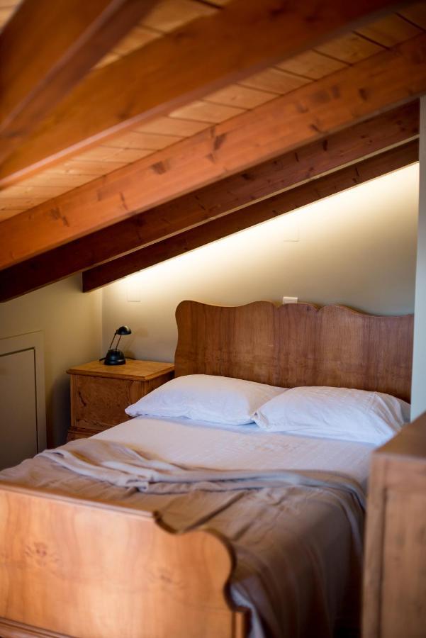 Country Style Attic In The Heart Of Preveza Exterior foto