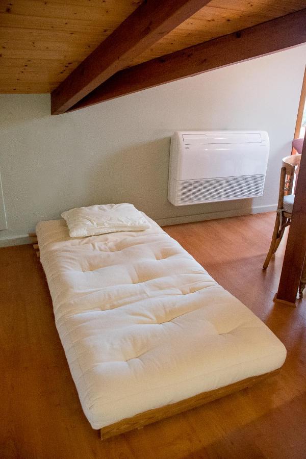 Country Style Attic In The Heart Of Preveza Exterior foto